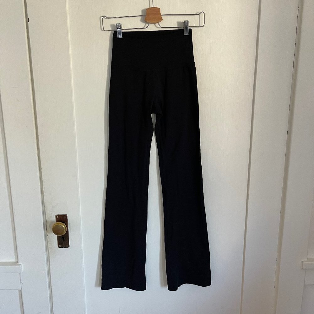 Beyond Yoga flared yoga pants - size S